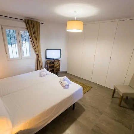 Villa Avanoa - Ferreret Costa